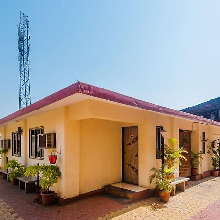 Hotel Nest Inn Residency Bhiwandi Екстериор снимка
