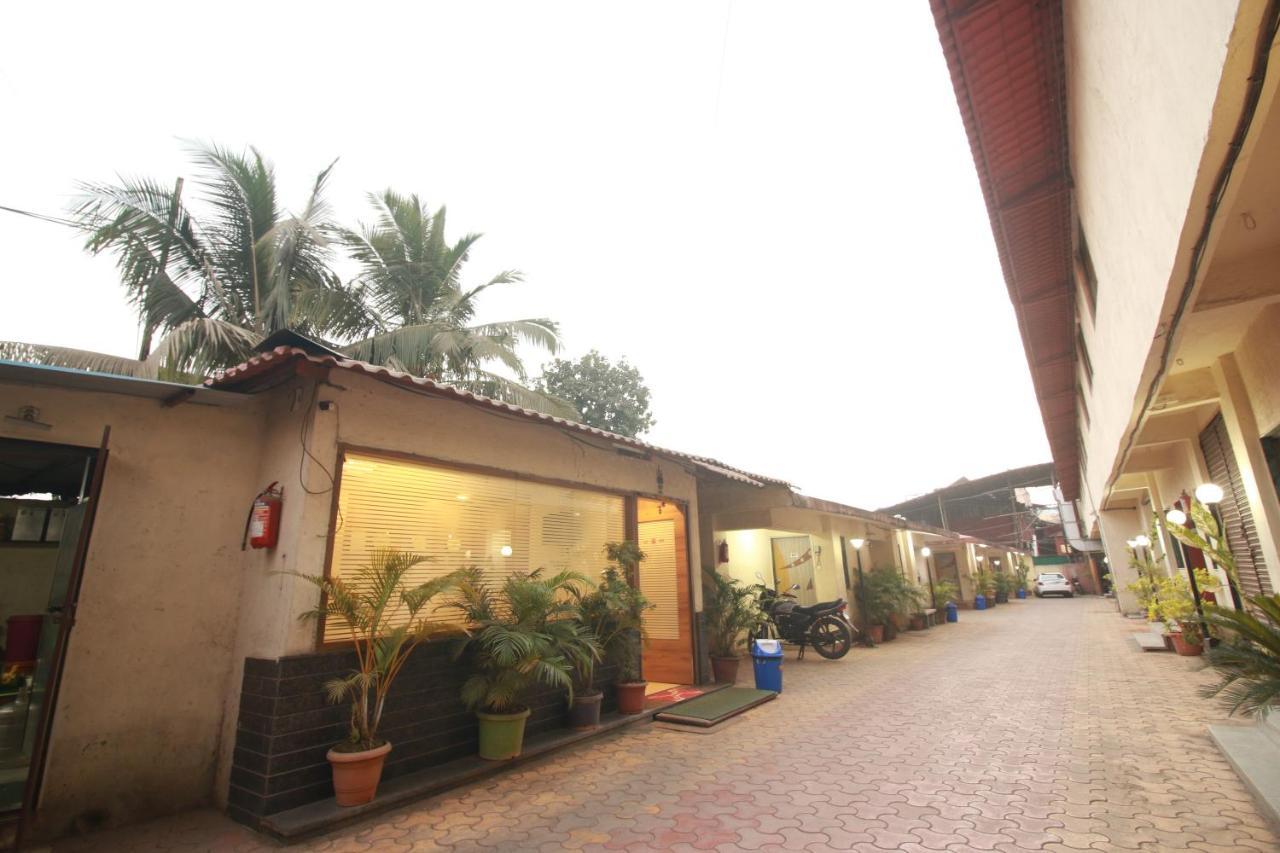 Hotel Nest Inn Residency Bhiwandi Екстериор снимка
