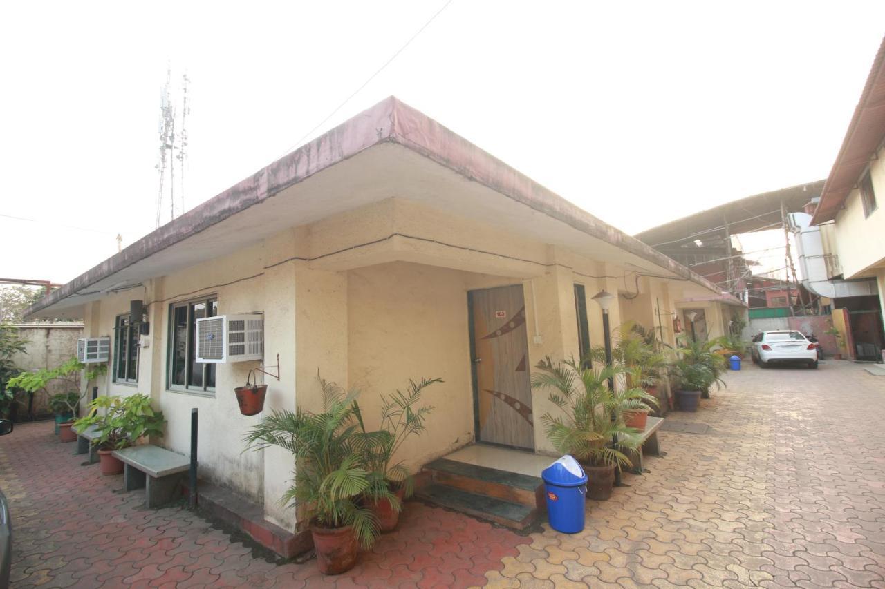Hotel Nest Inn Residency Bhiwandi Екстериор снимка